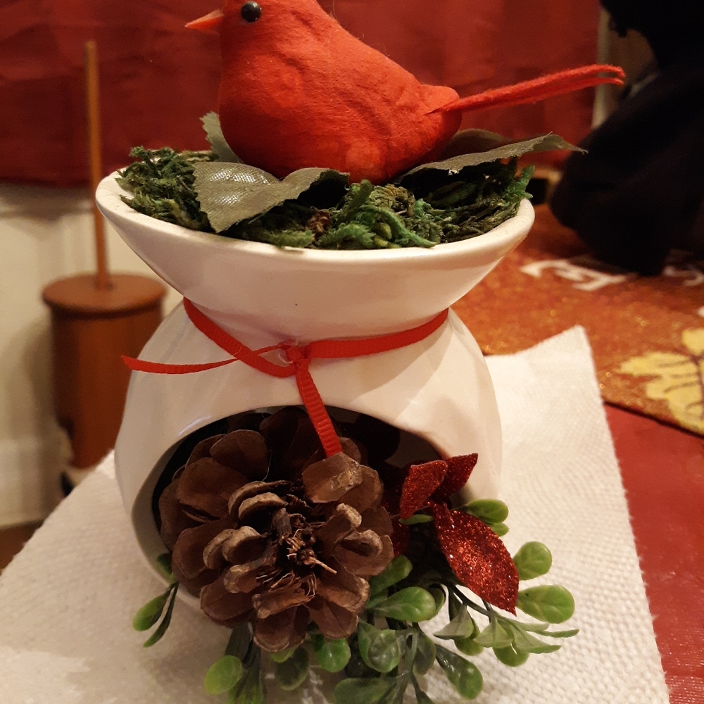 Decor - Picture 2 of 2